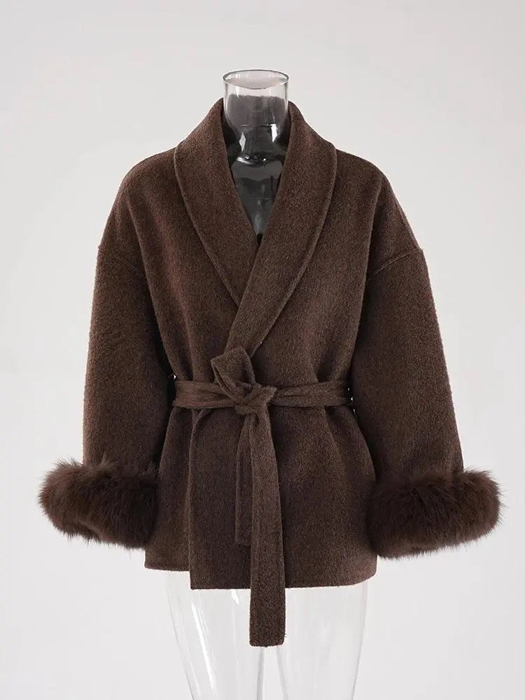 Manteau Croisé avec Poignets en Fausse Fourrure