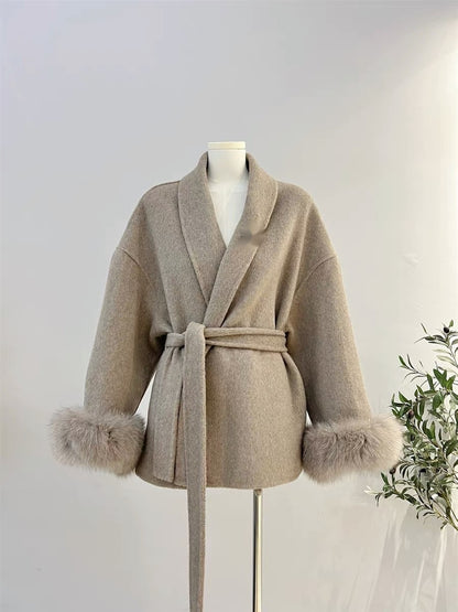 Manteau Croisé avec Poignets en Fausse Fourrure